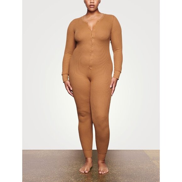SKIMS Waffle Knit Onesie Long John Pajamas Camel 3X - Picture 11 of 11